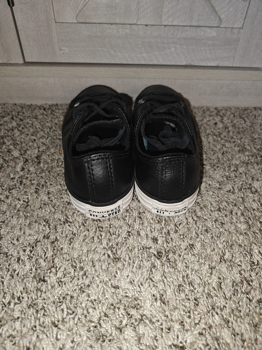 Converse Chuck Taylor All Star Leather Ox sneakers Blk Youth Size 13c